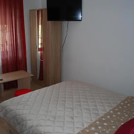 Gasthuis ,studija I Sobe Savic Sokobanja